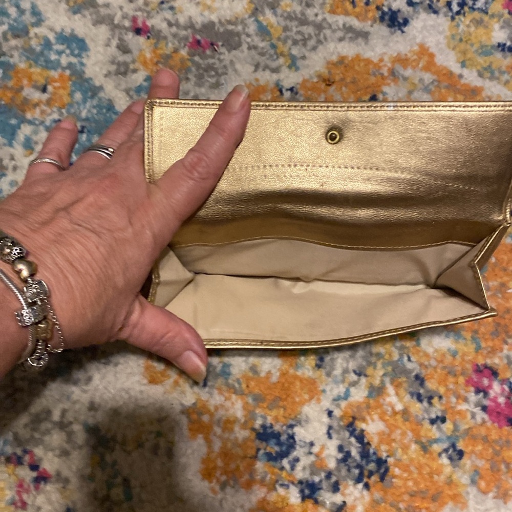 Coach Signature Turnlock Slim Envelope Wallet - Picture 4 of 9